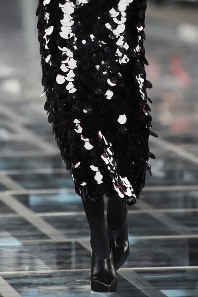 Look 195